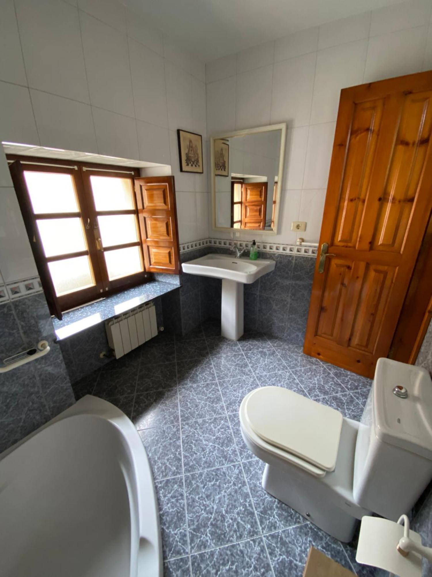 Holiday home Casa Gin Tazones